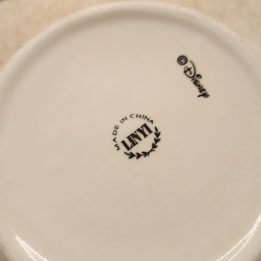Vintage Minnie Disney White Ceramic Oversized Mug - Picture 2 of 8